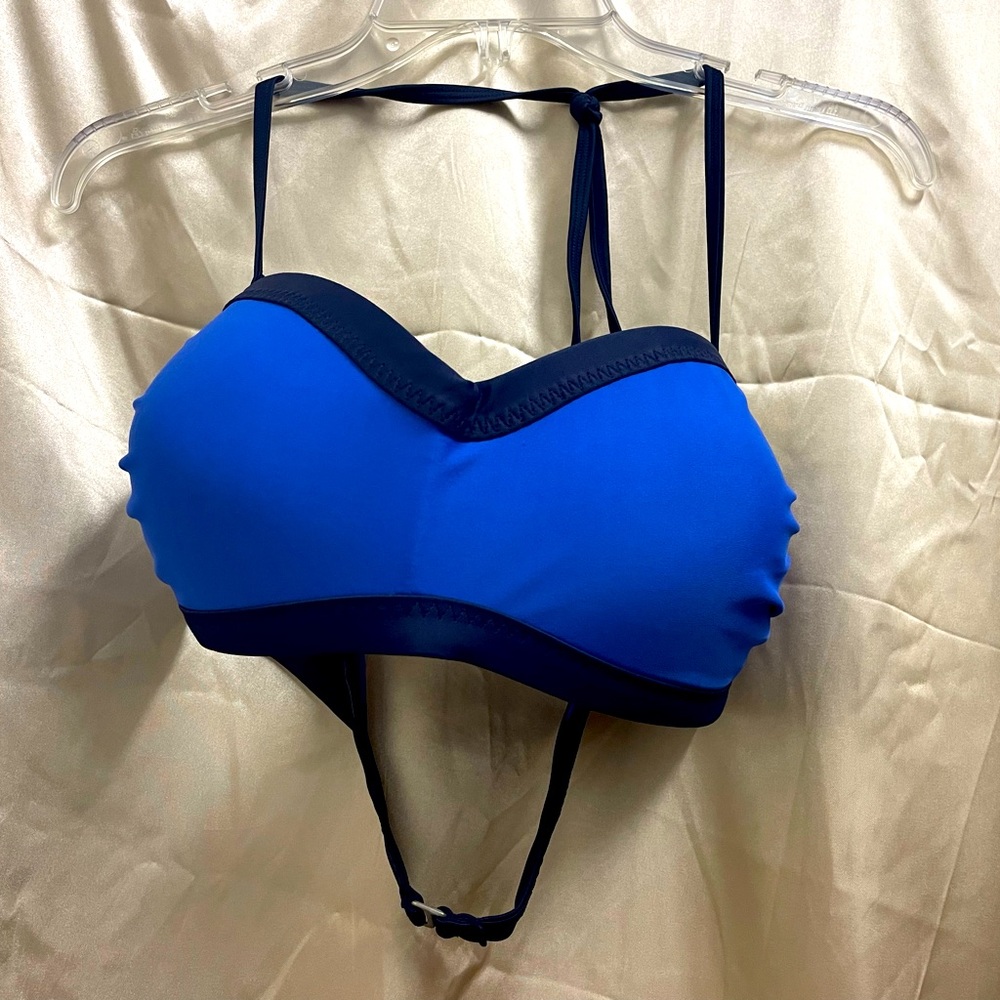 Athleta bathing suit bikini top